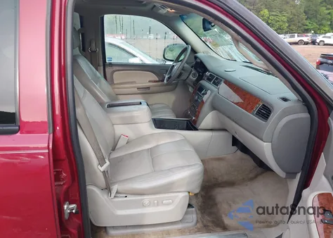 2007 Chevrolet Tahoe Ltz z USA, uszkodzony, nr VIN 1GNFC13097J130423